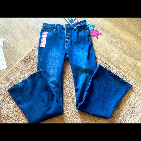 Women bootcut super stretch jeans with bling on back - Picture 1 of 7